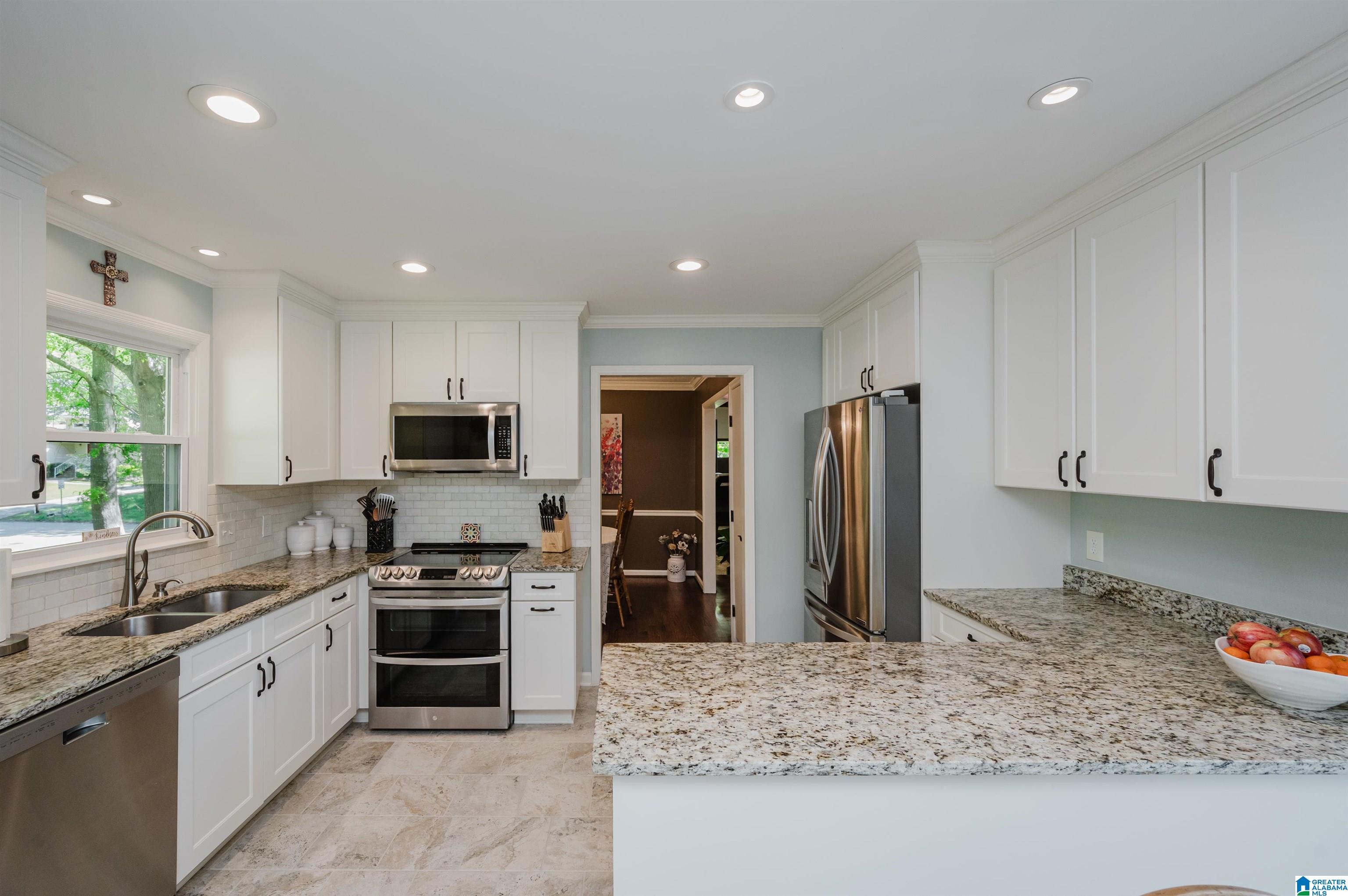 1409 Alexander Court Alabaster, AL 35007 - Photo 11 of 44