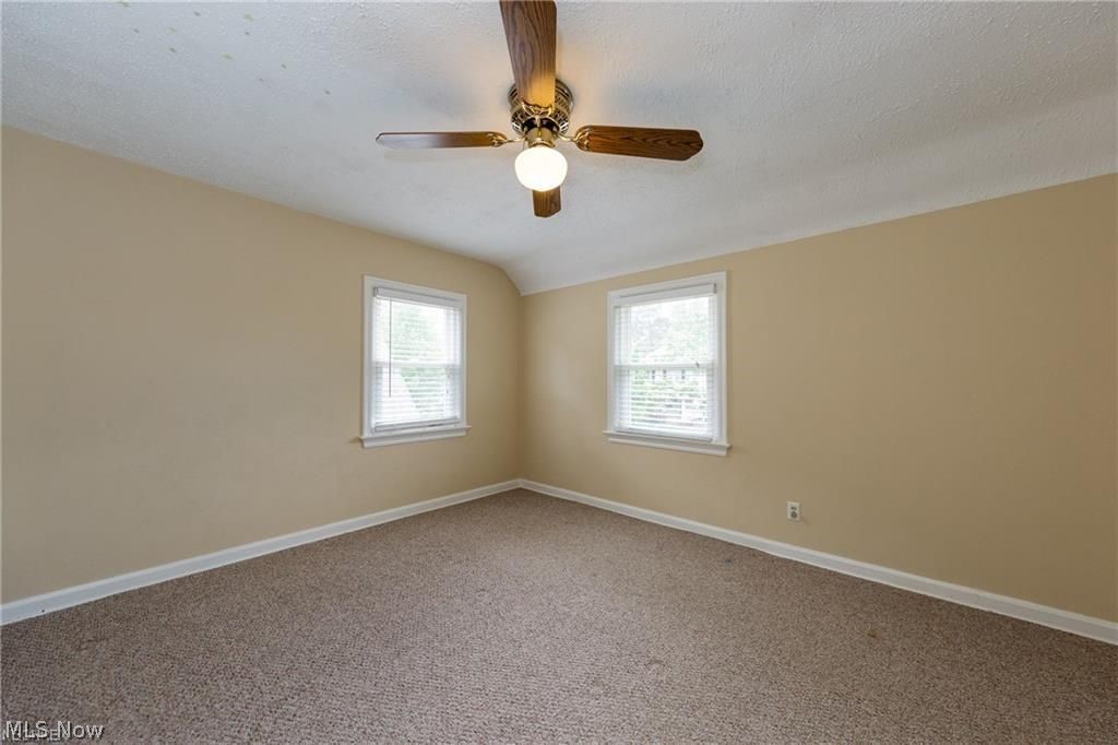 945 Rushleigh Road Cleveland Heights, OH 44121 - Photo 24 of 29