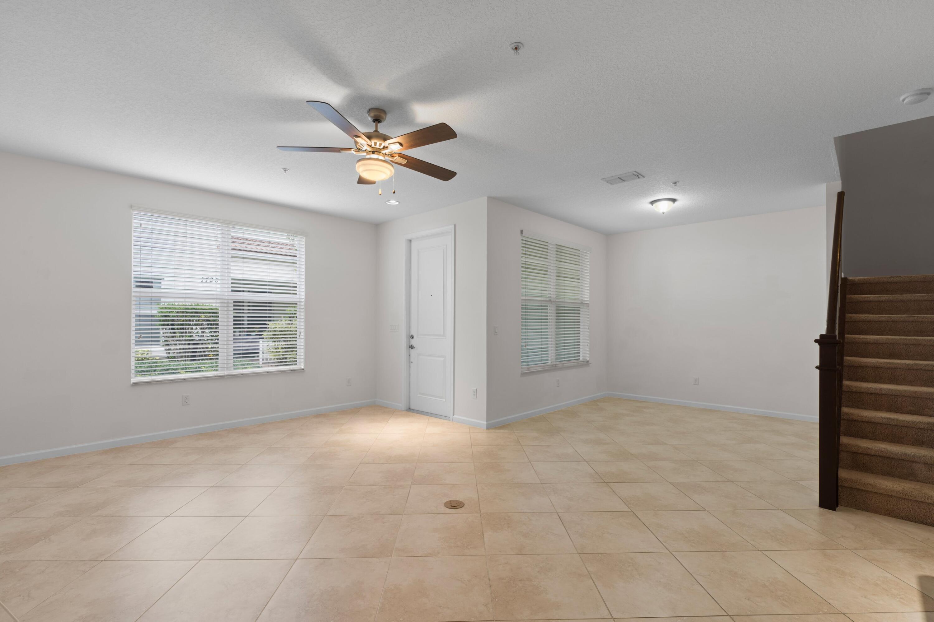 1439 Northwest 49th Lane Boca Raton, FL 33431 - Photo 6 of 41 Foyer
