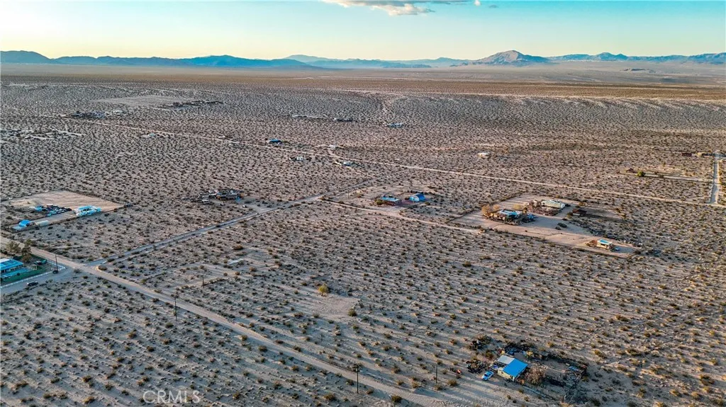 65370 Brant Cross Joshua Tree, CA 92252 - Photo 9 of 40