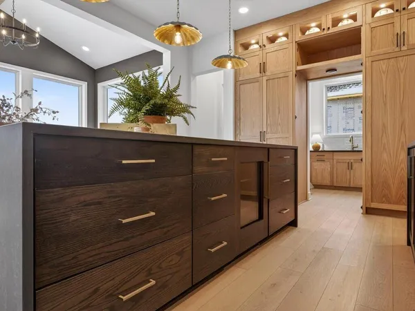 $1,183,181 | 20081 Globe Drive, Lakeville, MN 55044