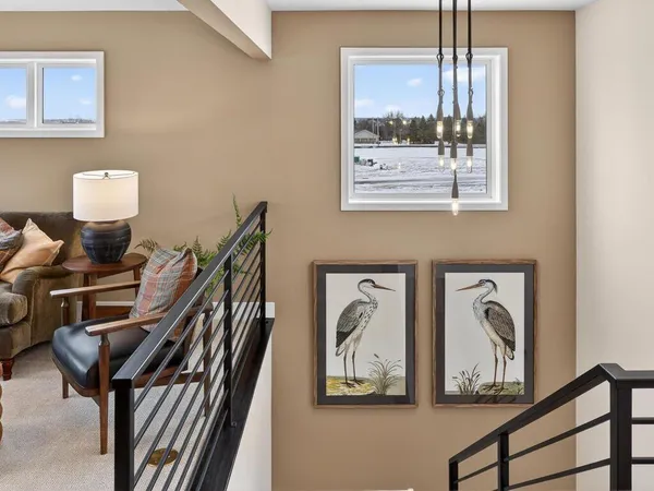 $1,183,181 | 20081 Globe Drive, Lakeville, MN 55044
