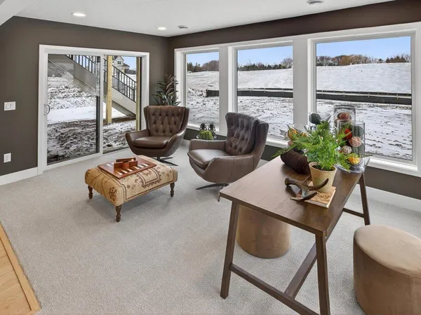 $1,183,181 | 20081 Globe Drive, Lakeville, MN 55044