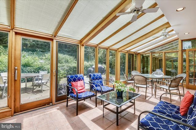 $860,000 | 6217 Park Road, McLean, VA 22101