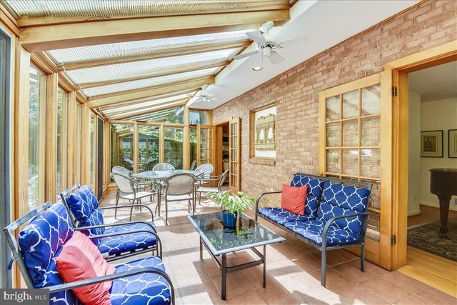 $860,000 | 6217 Park Road, McLean, VA 22101