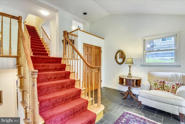 $860,000 | 6217 Park Road, McLean, VA 22101