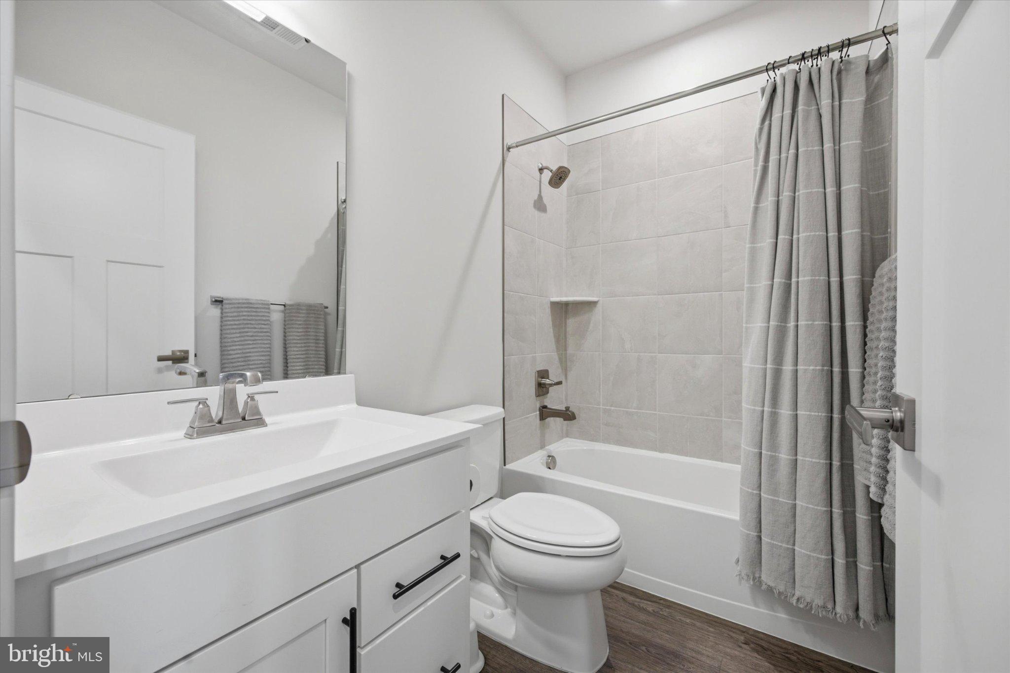 17 Sage Way Mount Mount Laurel, NJ 08054 - Photo 20 of 24 Modern bathroom with sleek finishes.