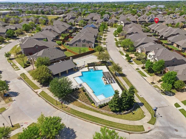 $595,000 | 800 River Oak Avenue, Euless, TX 76039