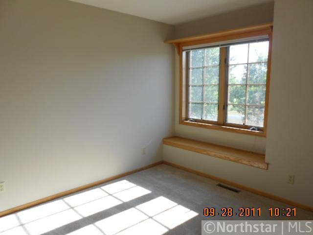14660 Raspberry Drive Rogers, MN 55374 - Photo 11 of 13 Gallery Image 11