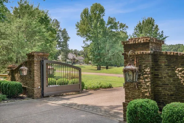 $3,900,000 | 45 Pisgah Road, Eads, TN 38028