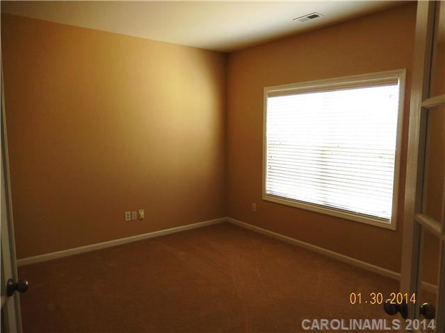 13824 Mallard Lake Road Charlotte, NC 28262 - Photo 7 of 16