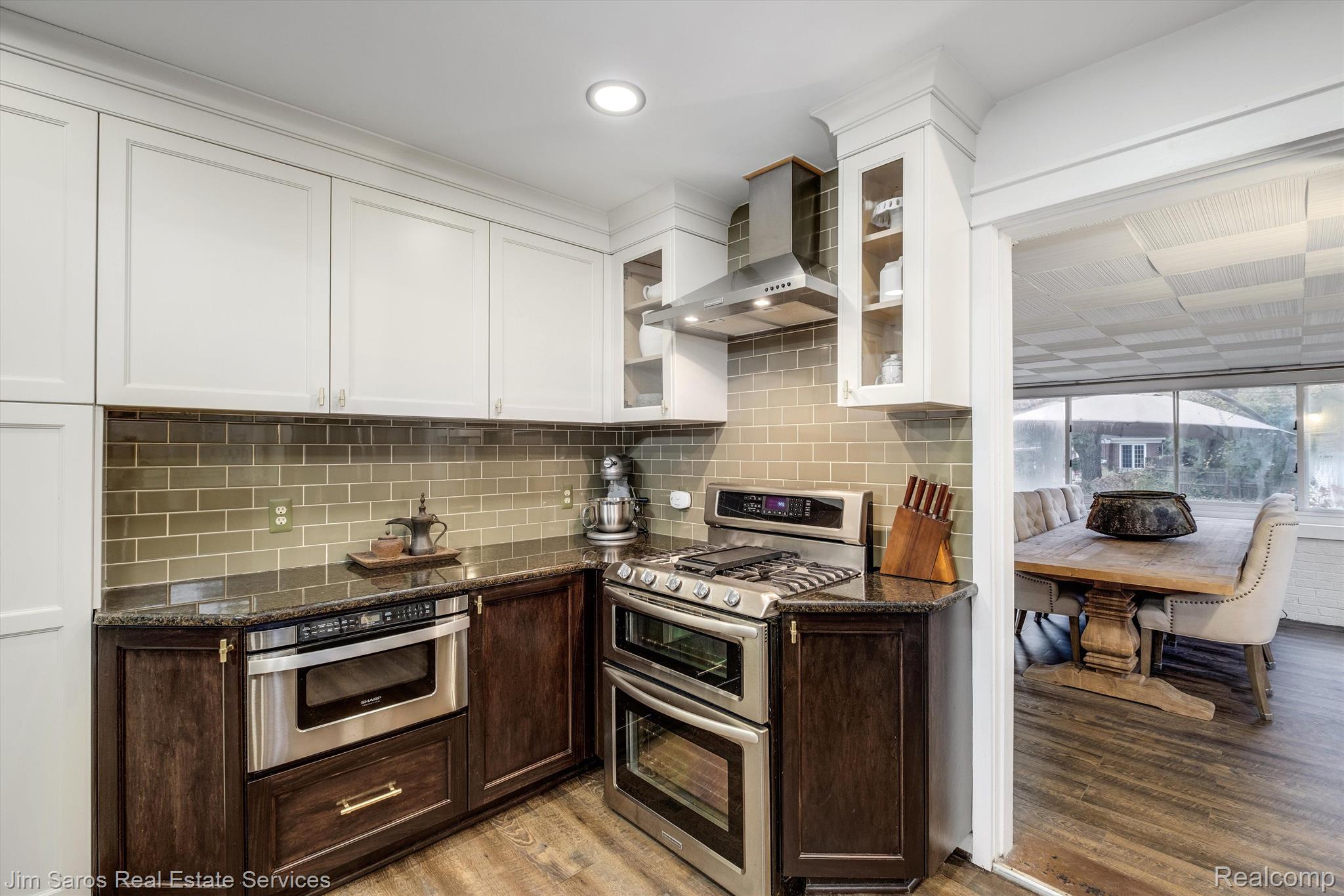 1219 Hawthorne Road Grosse Pointe, MI 48236 - Photo 5 of 31 Gallery Image 5