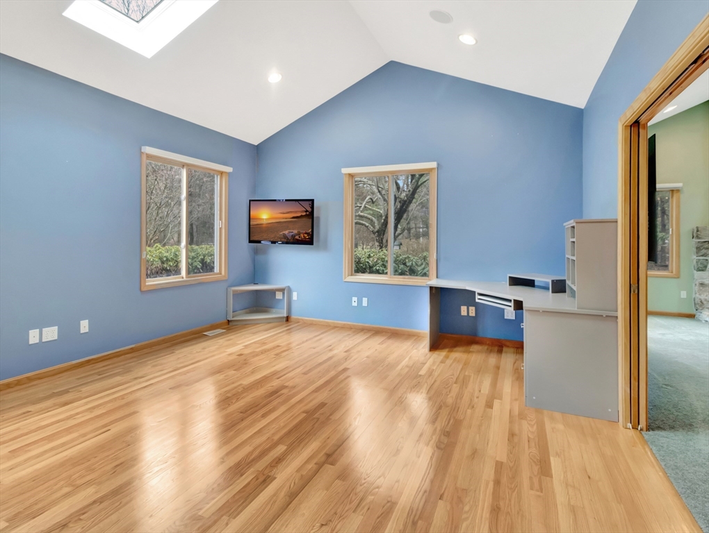 113 Chestnut Street Easton, MA 02356 - Photo 10 of 32