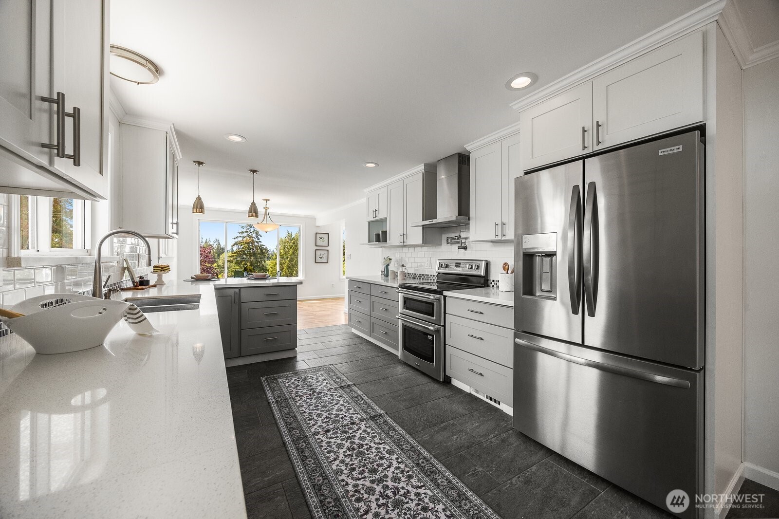 8132 208th Place Southwest Edmonds, WA 98026 - Photo 13 of 40