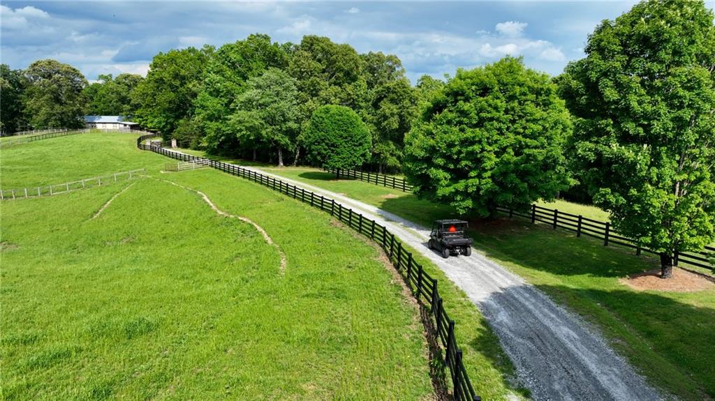 1447 Travis Smith Road Clarkesville, GA 30523 - Photo 14 of 73