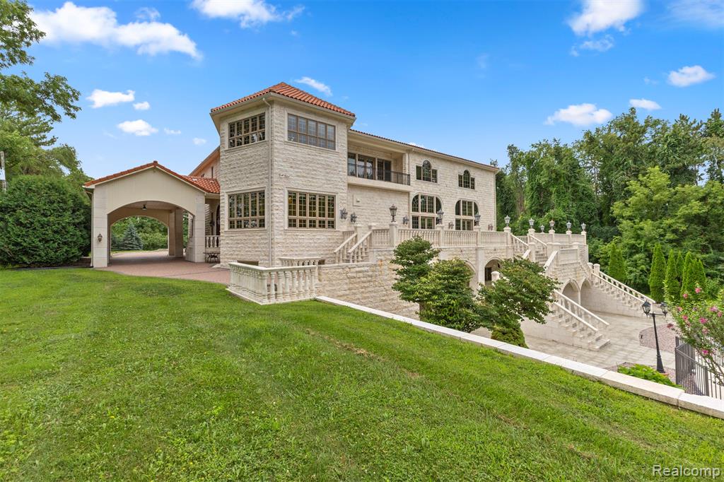 18585 Sheldon Road Northville, MI 48168 - Photo 90 of 98
