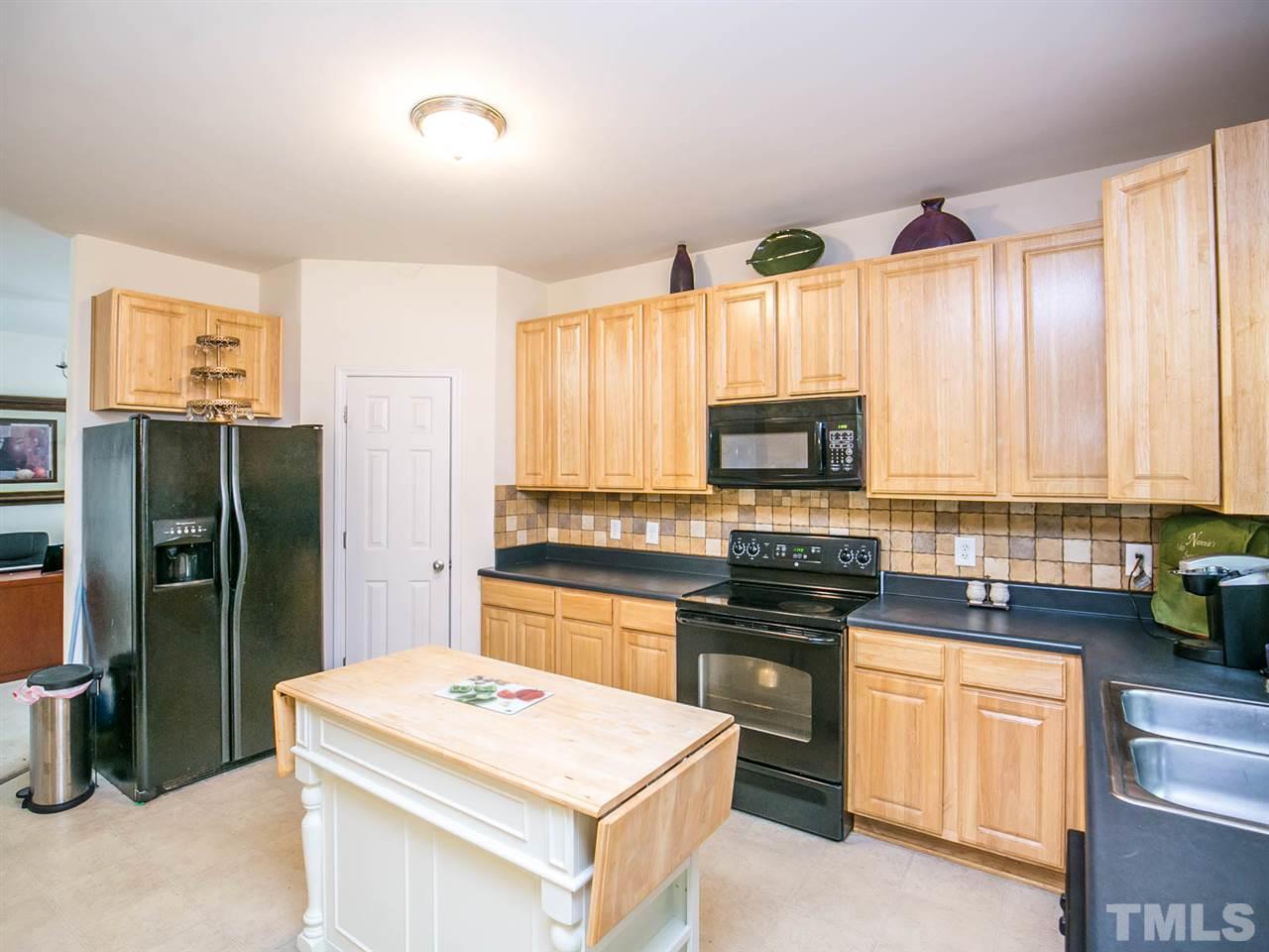 2900 Smooth Stone Trail Raleigh, NC 27610 - Photo 5 of 23