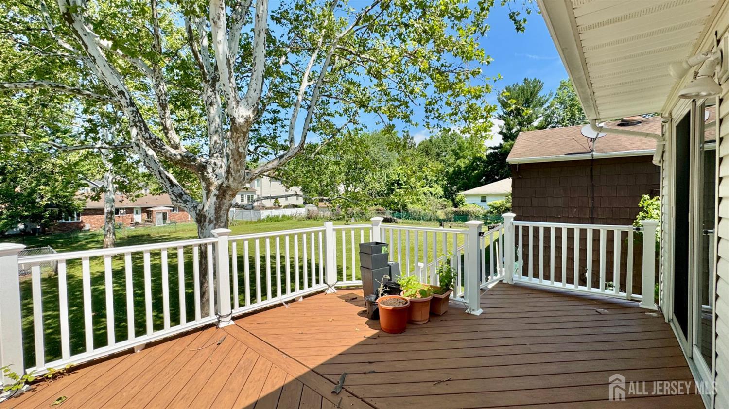 19 Library Place Edison, NJ 08820 - Photo 20 of 25