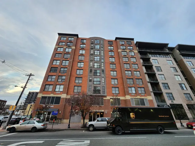 $4,100 | 4301 Park Avenue, Unit 304, Union City, NJ 07087
