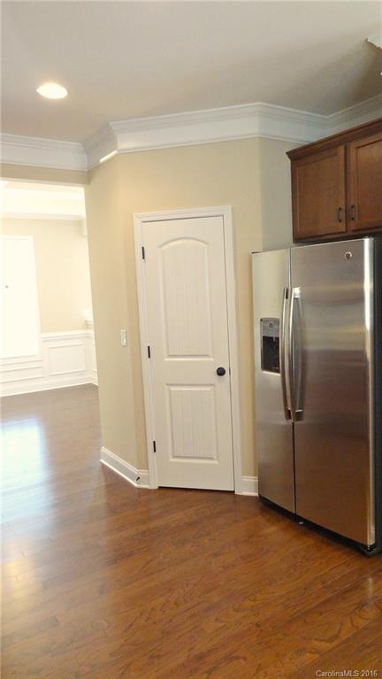 9119 Inverness Bay Road Charlotte, NC 28278 - Photo 12 of 24 Gallery Image 12