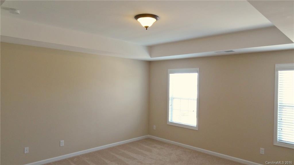9119 Inverness Bay Road Charlotte, NC 28278 - Photo 14 of 24 Gallery Image 14