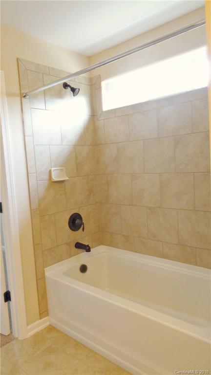 9119 Inverness Bay Road Charlotte, NC 28278 - Photo 17 of 24 Gallery Image 17