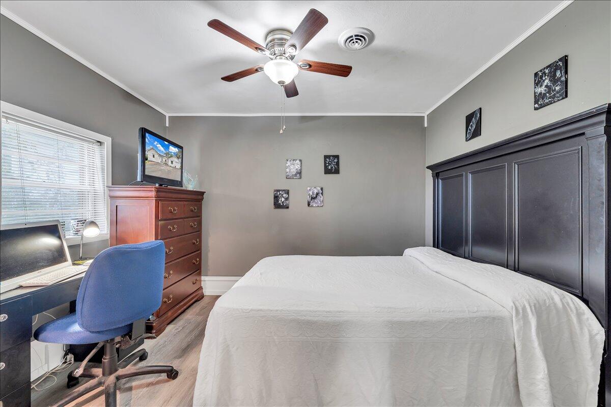 234 Raleigh Avenue Vinton, VA 24179 - Photo 16 of 47 17-MIB09475