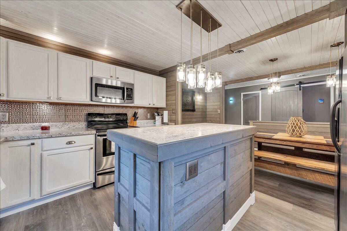 234 Raleigh Avenue Vinton, VA 24179 - Photo 10 of 47 14-MIB09454