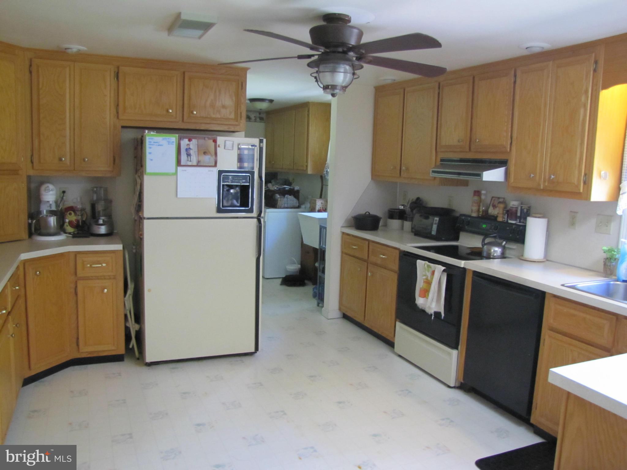 13200 Dry Ridge Road Northeast Flintstone, MD 21530 - Photo 4 of 18 Kitchen