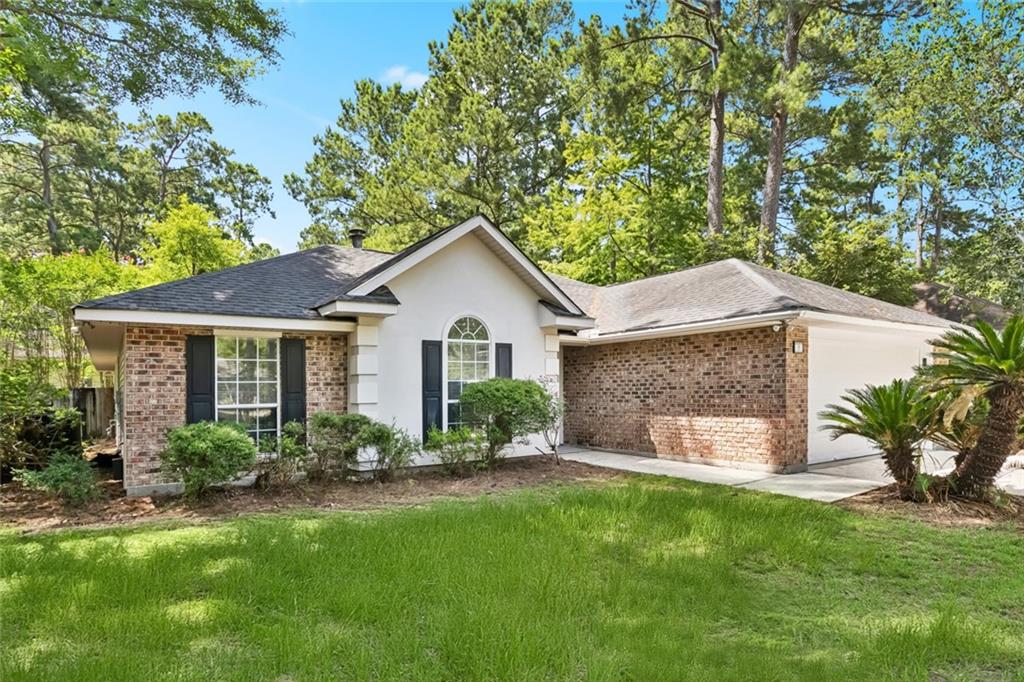 3 Trace Loop Mandeville, LA 70448 - Photo 1 of 11 Gallery Image 1