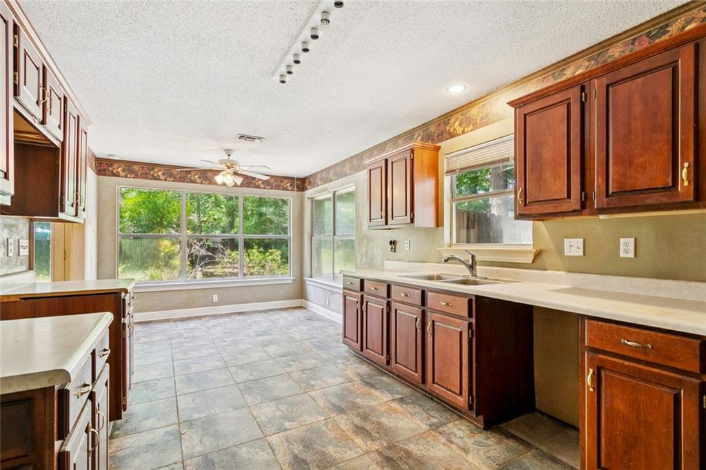 3 Trace Loop Mandeville, LA 70448 - Photo 3 of 11 Gallery Image 3