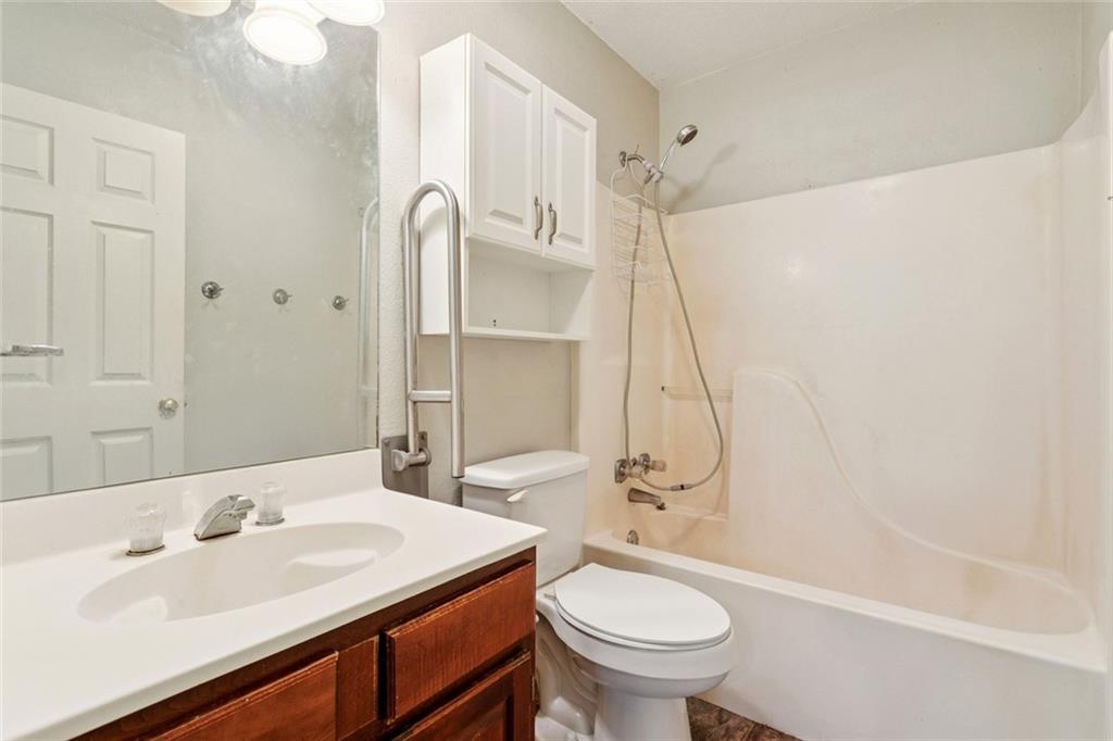 3 Trace Loop Mandeville, LA 70448 - Photo 9 of 11 Gallery Image 9