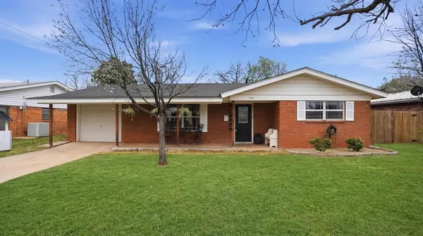 $259,900 | 755 Crestwood Drive, Abilene, TX 79603