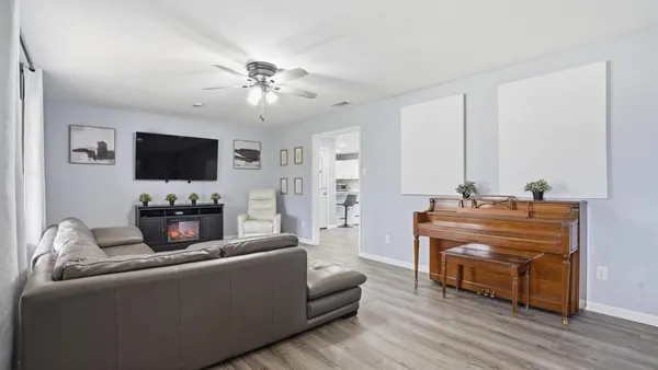 $259,900 | 755 Crestwood Drive, Abilene, TX 79603