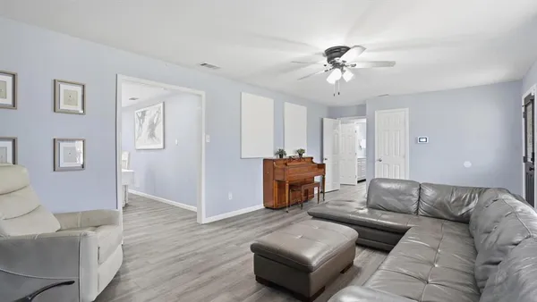 $259,900 | 755 Crestwood Drive, Abilene, TX 79603