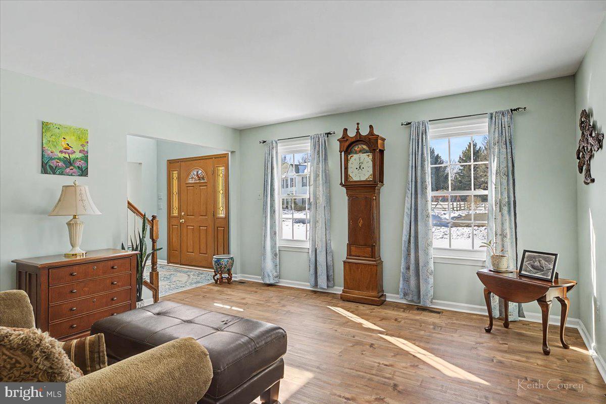 4533 Deep Creek Way Doylestown, PA 18902 - Photo 6 of 64