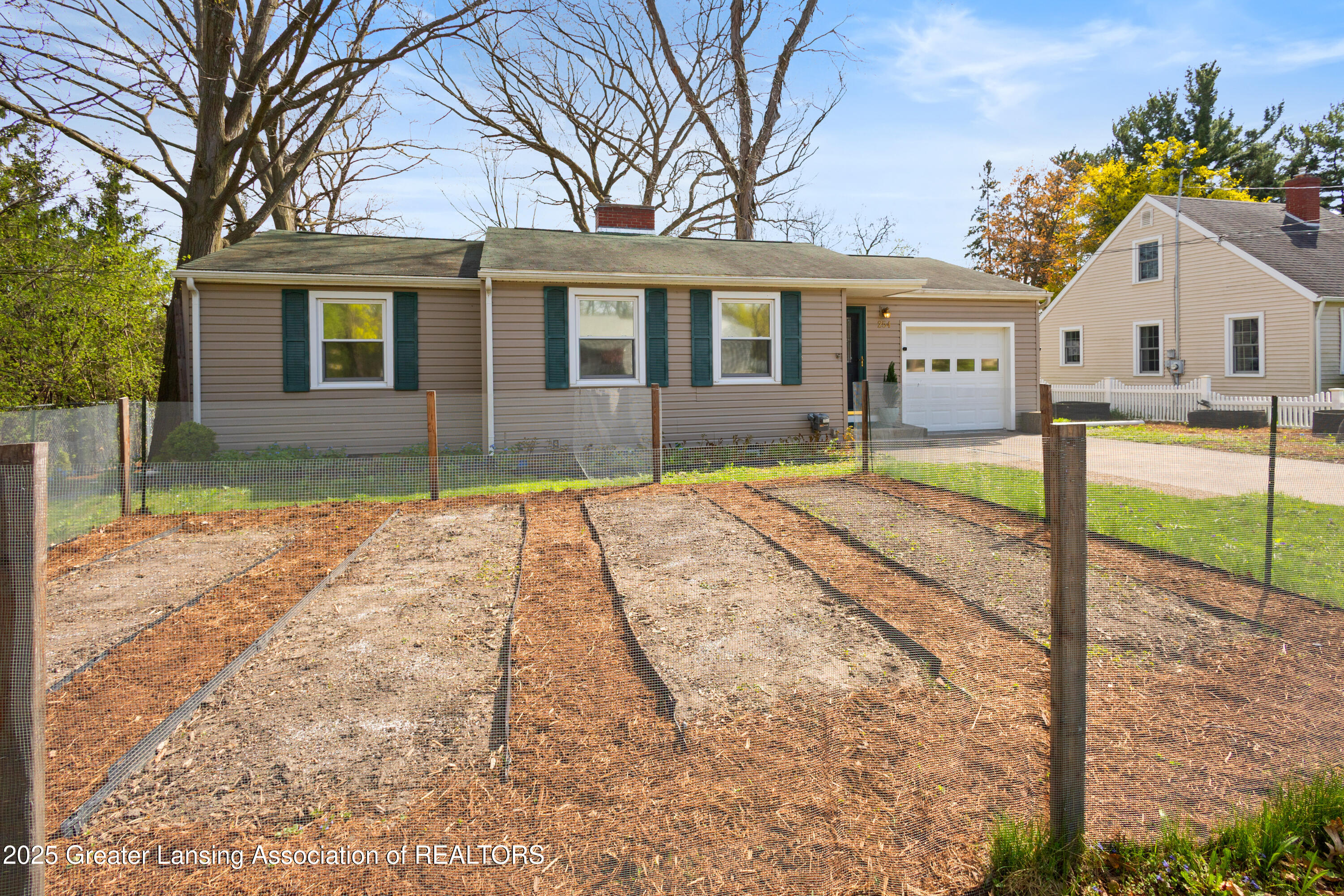 254 Ridge Road East Lansing, MI 48823 - Photo 78 of 83 RIDGE extra-8