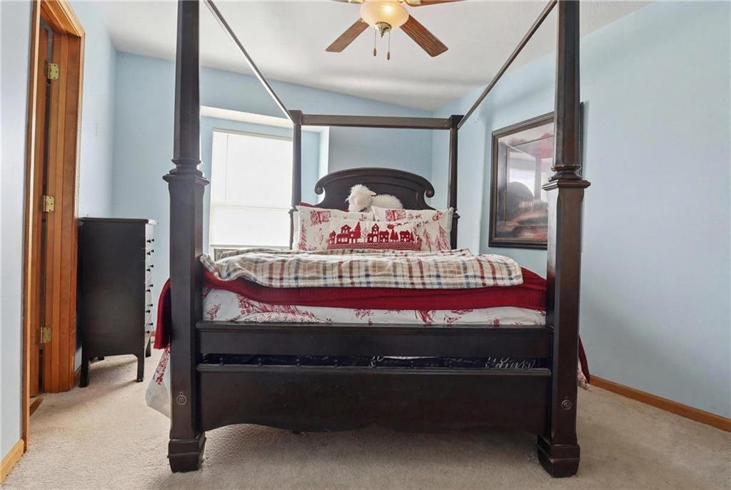 220 Southwest Seaside Sparrow Street Lee's Summit, MO 64082 - Photo 12 of 21