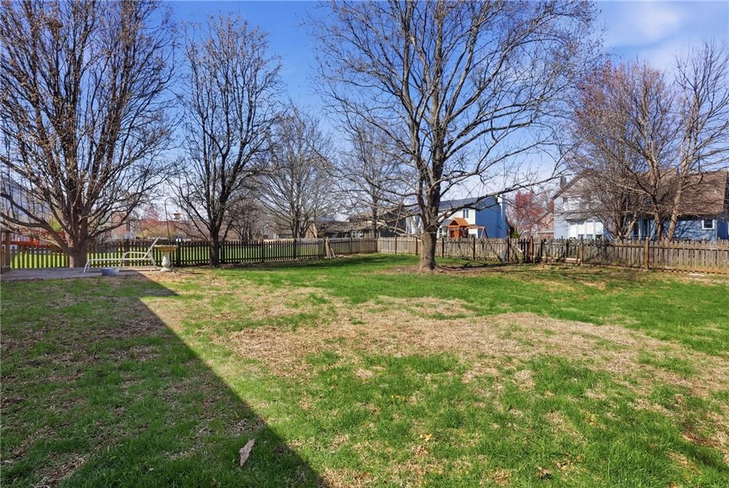 220 Southwest Seaside Sparrow Street Lee's Summit, MO 64082 - Photo 19 of 21