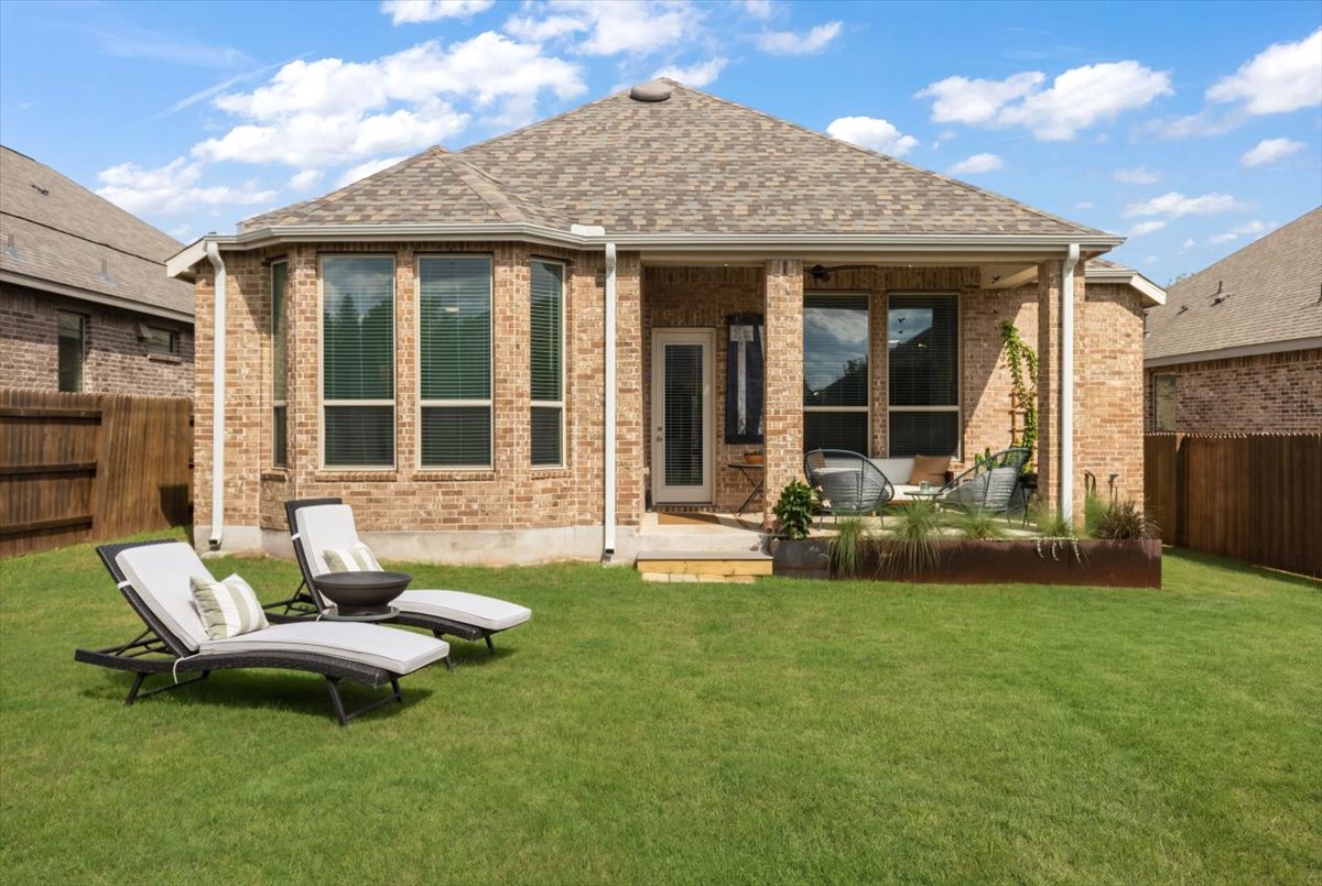 132 Emerald Garden Road San Marcos, TX 78666 - Photo 27 of 38