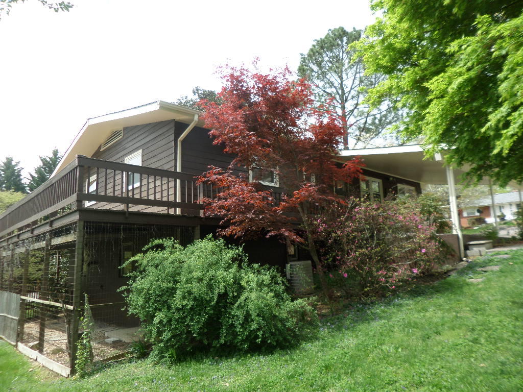 515 Robertsville Road Oak Ridge, TN 37830 - Photo 1 of 31 515 Robertsville Road