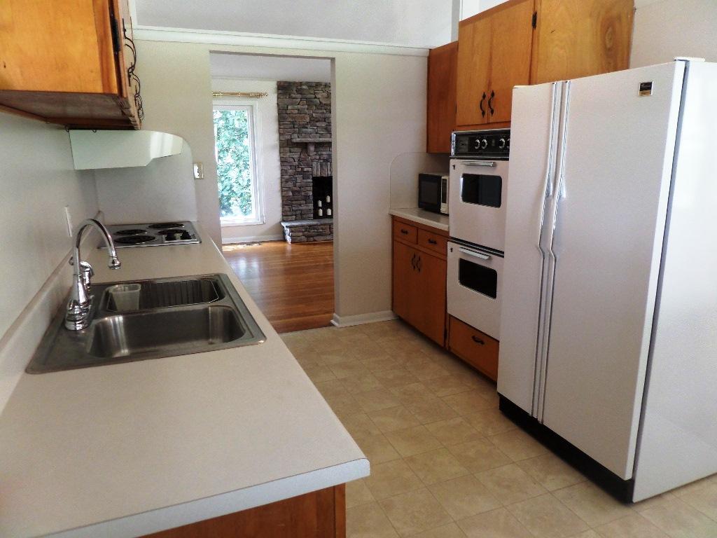 515 Robertsville Road Oak Ridge, TN 37830 - Photo 2 of 31 Kitchen