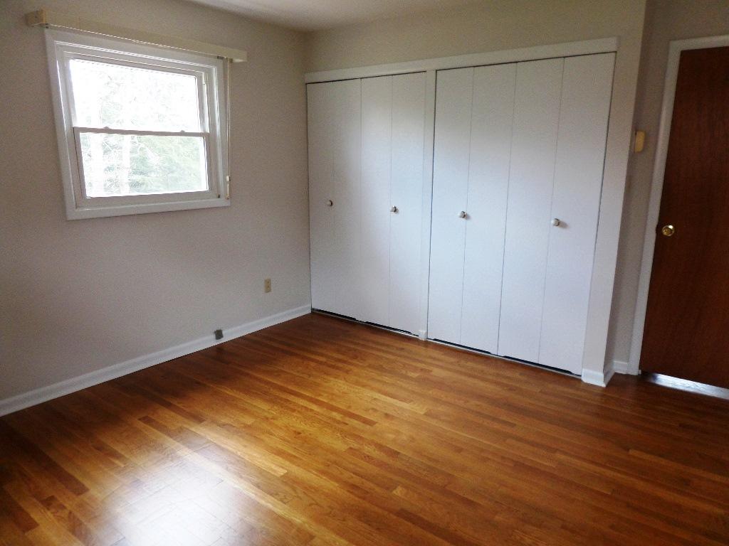 515 Robertsville Road Oak Ridge, TN 37830 - Photo 12 of 31 Master Bedroom