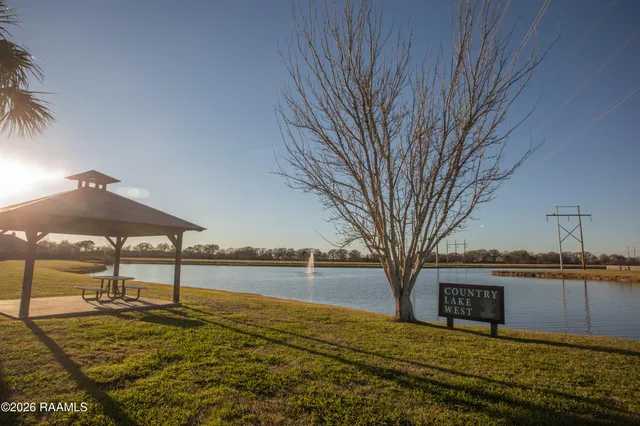 $212,000 | 116 Merrydale Lane, Rayne, LA 70578