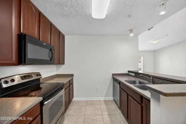 $1,695 | 13792 Herons Landing Way, Unit 197, Jacksonville, FL 32224