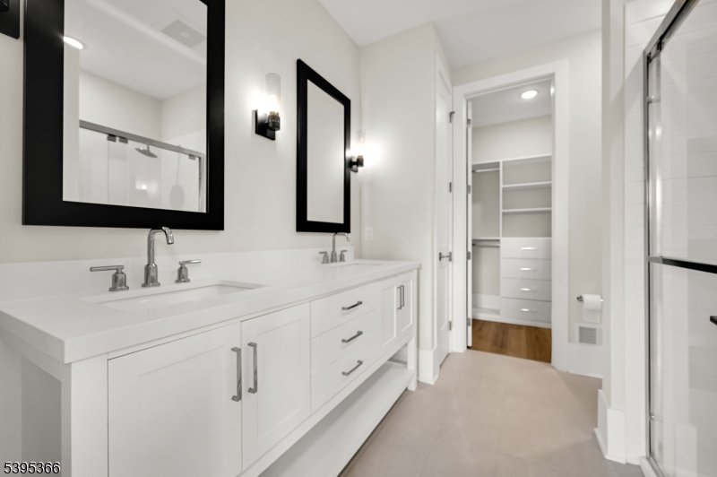 127 Myrtle Road Warren, NJ 07059 - Photo 17 of 27