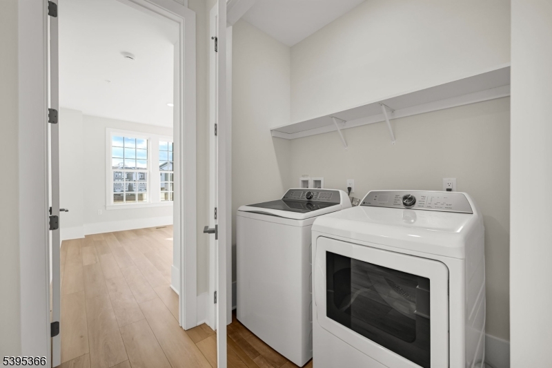 127 Myrtle Road Warren, NJ 07059 - Photo 23 of 27