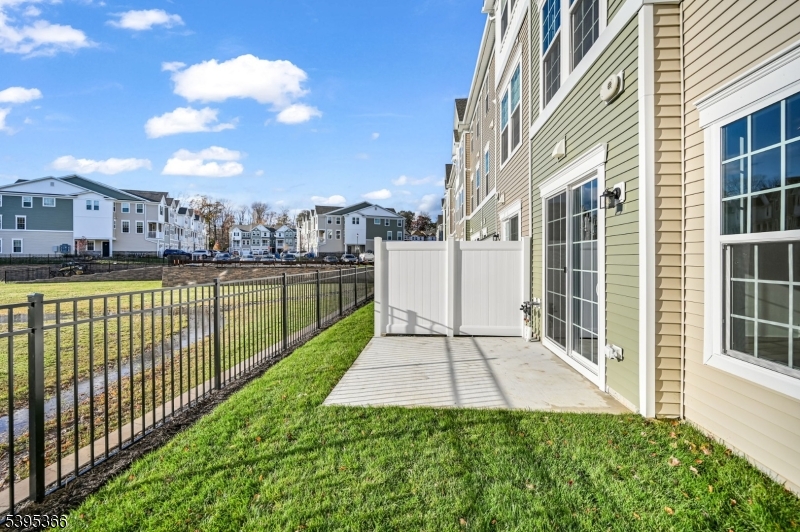 127 Myrtle Road Warren, NJ 07059 - Photo 25 of 27