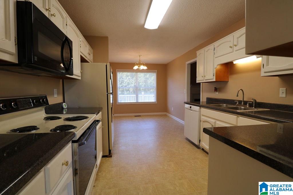 98 Hawk Pass Anniston, AL 36207 - Photo 8 of 26