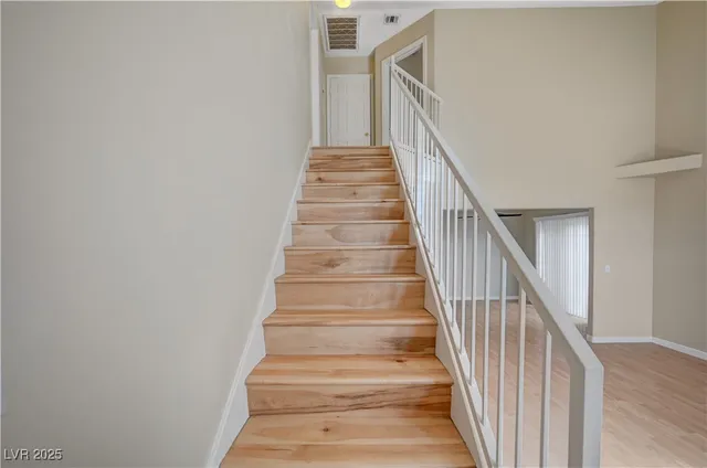 $1,700 | 10164 Tree Bark Street, Las Vegas, NV 89183